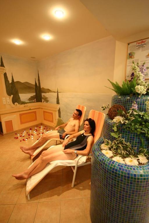 סן ולנטינו אלה מוטה Hotel Mall מראה חיצוני תמונה
